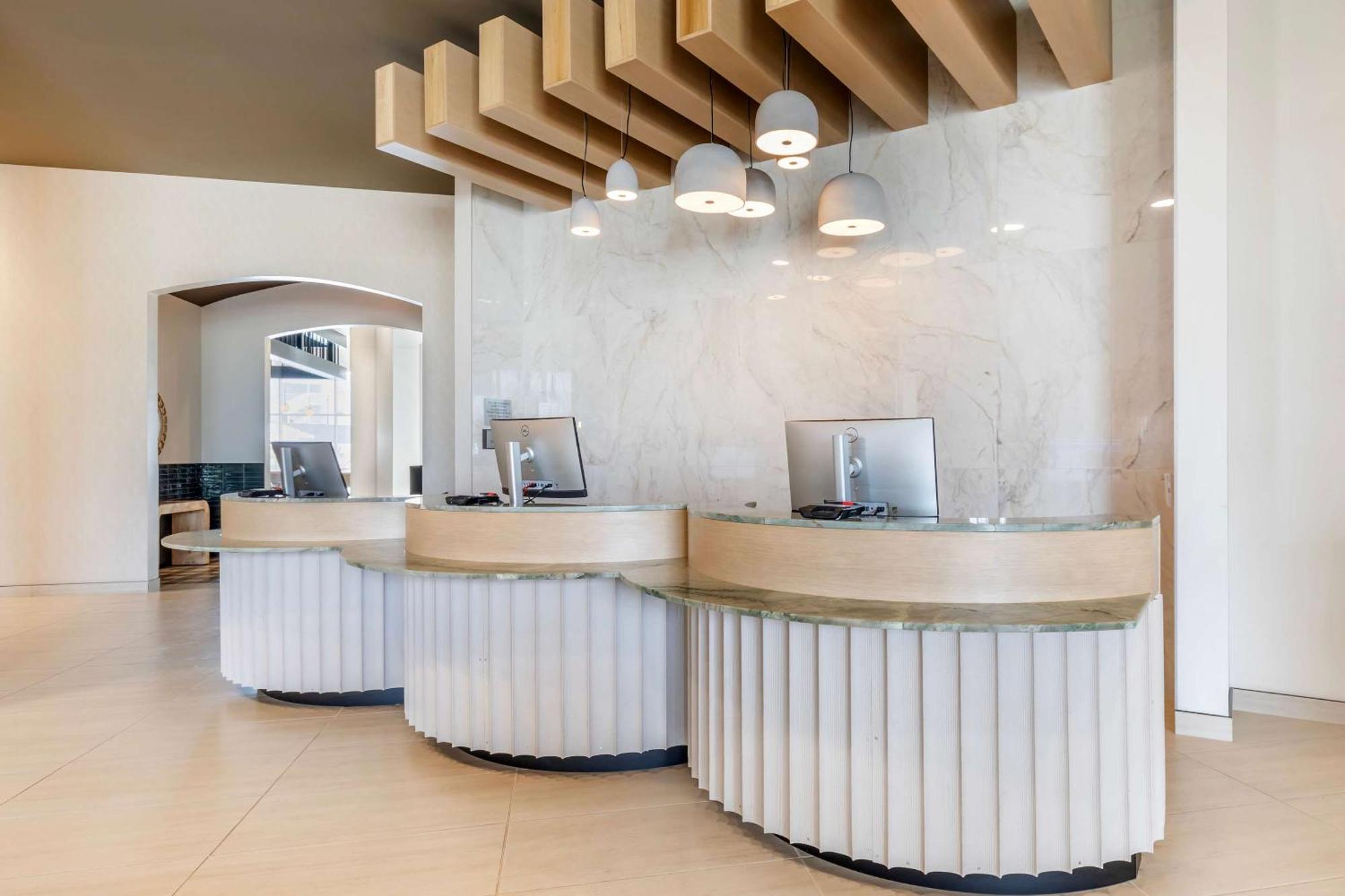 Cambria Hotel 레오보스 비치 외부 사진